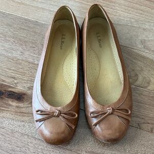 L.L. Bean British tan leather ballet flats cushioned insoles supportive 8.5